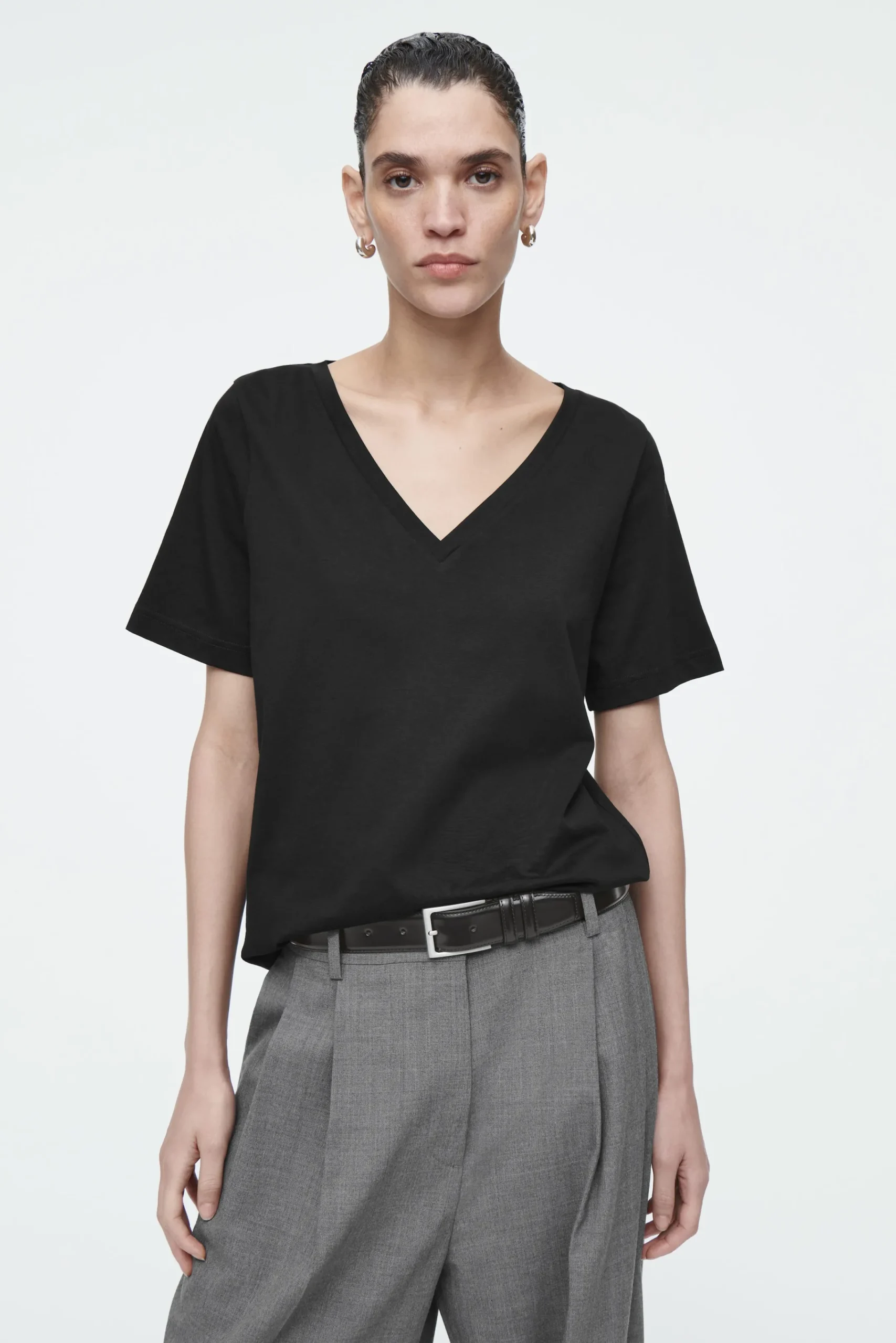 Damen COS T-Shirts | Oberteile*ALLTAGS-T-SHIRT MIT V-AUSSCHNITT