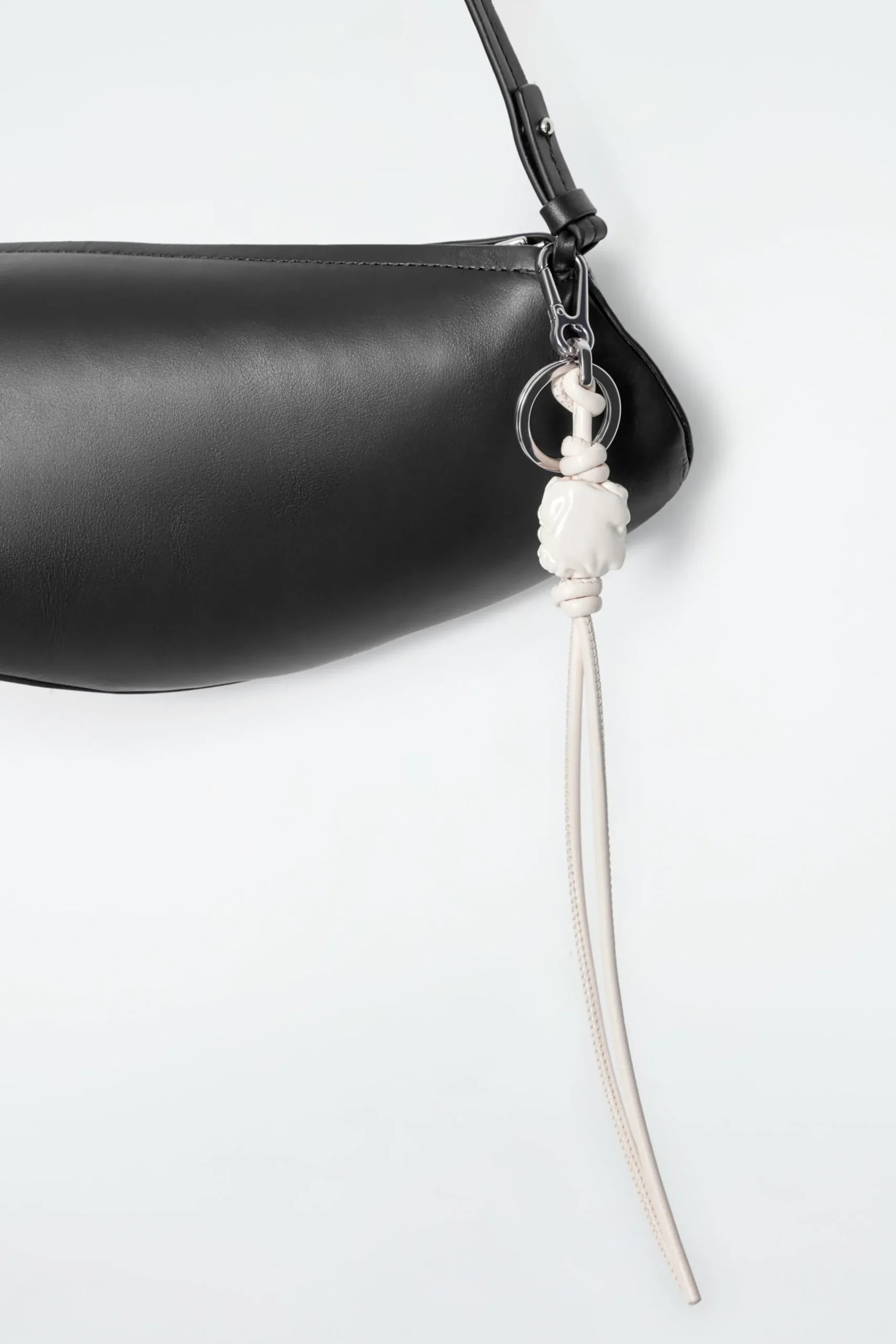 Damen COS Accessoires Aus Leder | Taschen*ANHÄNGER MIT STEPPDESIGN, PERLEN UND LEDERQUASTE
