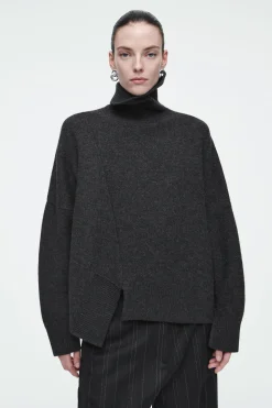 Damen COS Strickmode*ASYMMETRISCHER PULLOVER AUS MERINOWOLLE