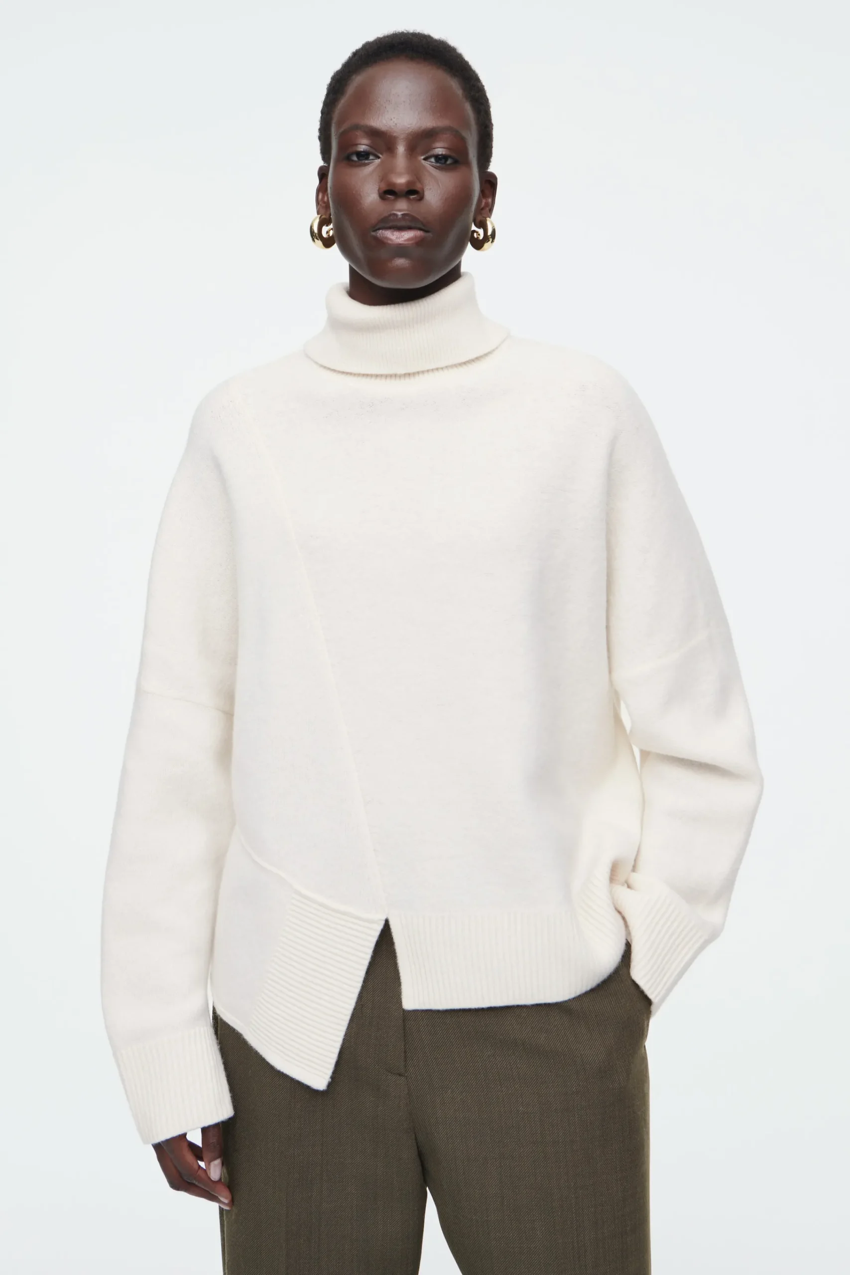 Damen COS Strickmode*ASYMMETRISCHER PULLOVER AUS MERINOWOLLE