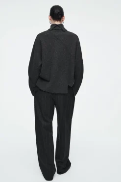 Damen COS Strickmode*ASYMMETRISCHER PULLOVER AUS MERINOWOLLE