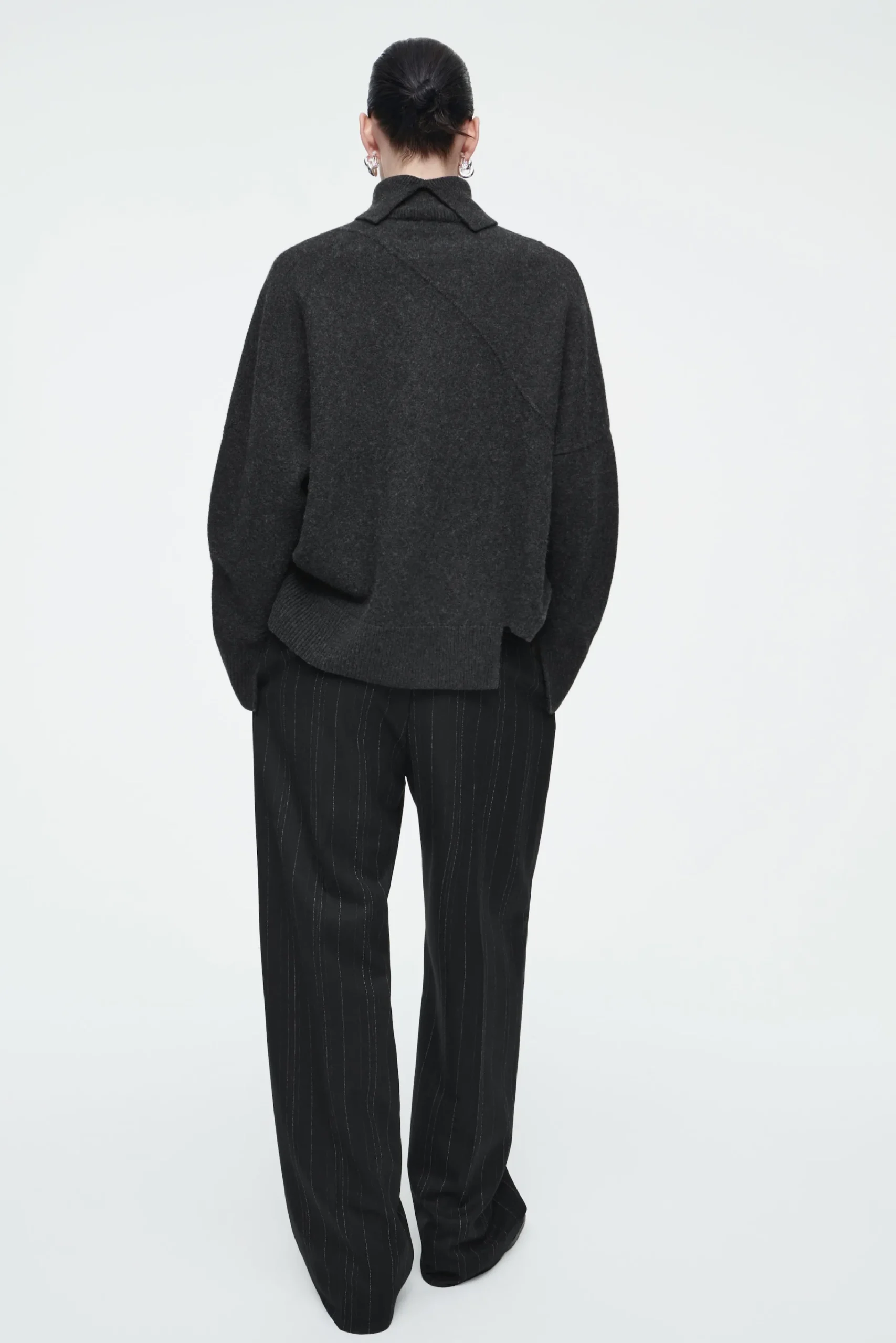 Damen COS Strickmode*ASYMMETRISCHER PULLOVER AUS MERINOWOLLE