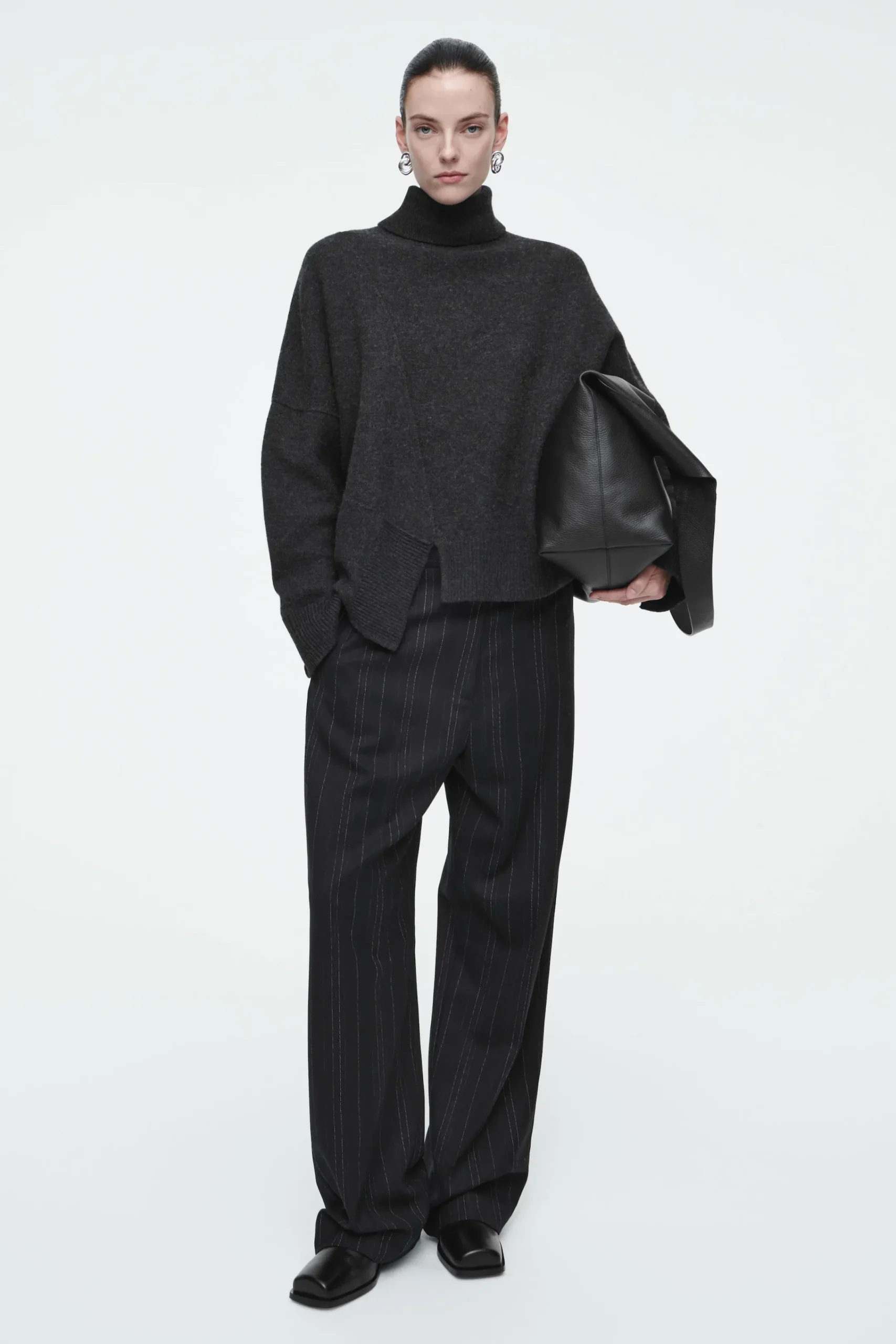 Damen COS Strickmode*ASYMMETRISCHER PULLOVER AUS MERINOWOLLE