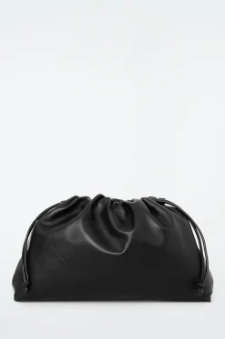 Damen COS Taschen*CAVATELLI CLUTCH AUS LEDER
