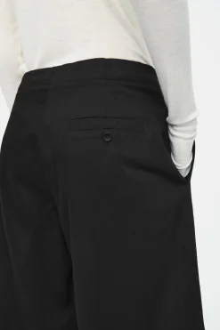 Damen COS Hosen*CHINOHOSE MIT FALTEN UND BARREL-BEIN