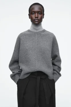 Damen COS Strickmode*COLOUR-BLOCK-WOLLPULLOVER IN LAGEN-OPTIK