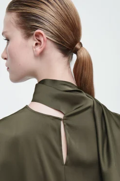 Damen COS Kleider*DAS ETUIKLEID MIT SCHALDETAIL