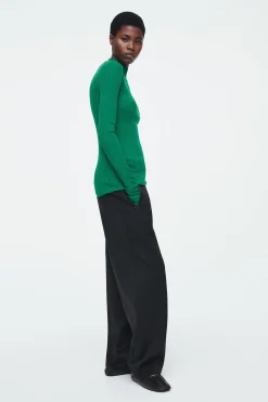 Damen COS Oberteile | Strickmode*DAS GERIPPTE OBERTEIL AUS MERINOWOLLE