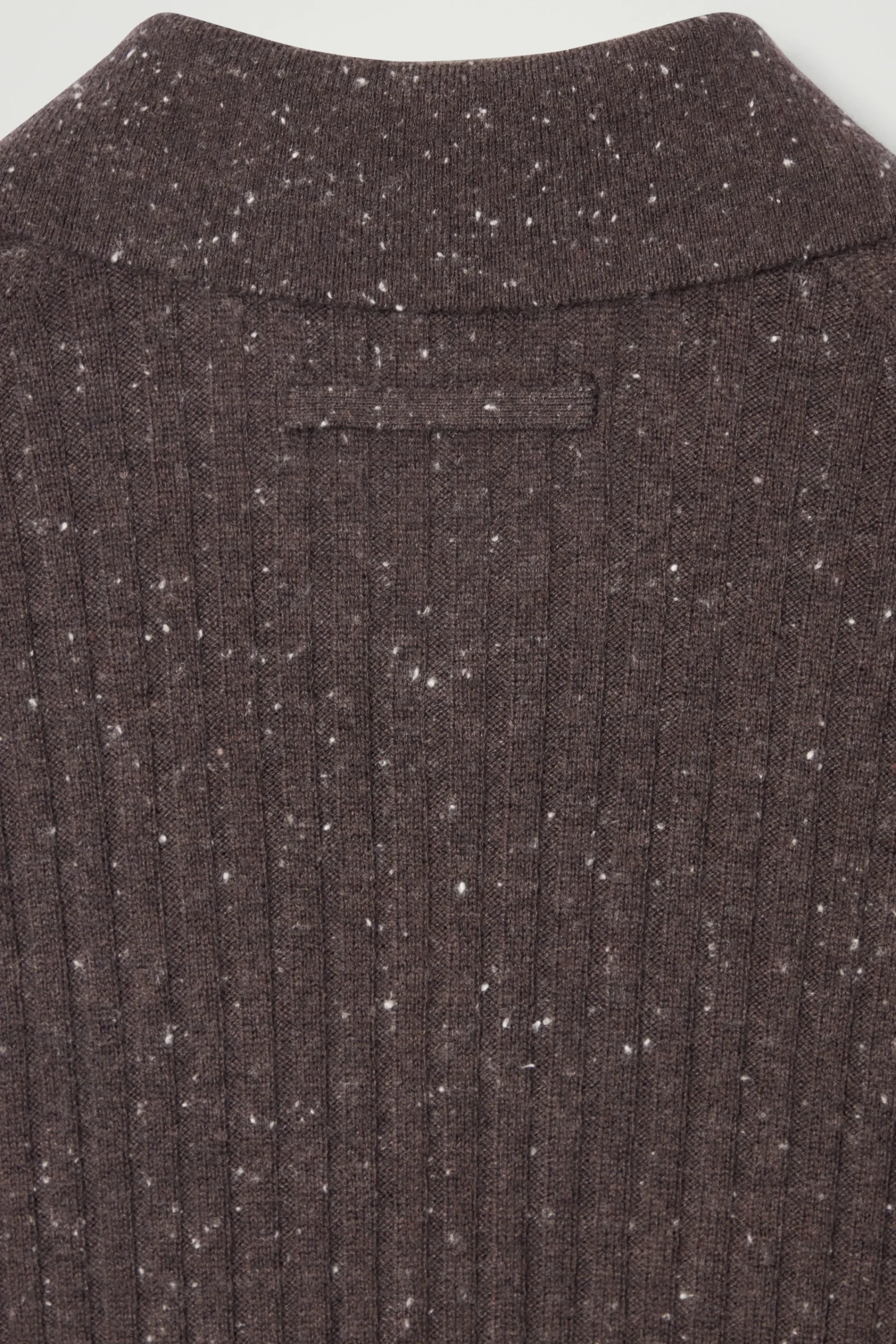 Herren COS Poloshirts | Pullover*DAS GESPRENKELTE POLOSHIRT AUS WOLLE