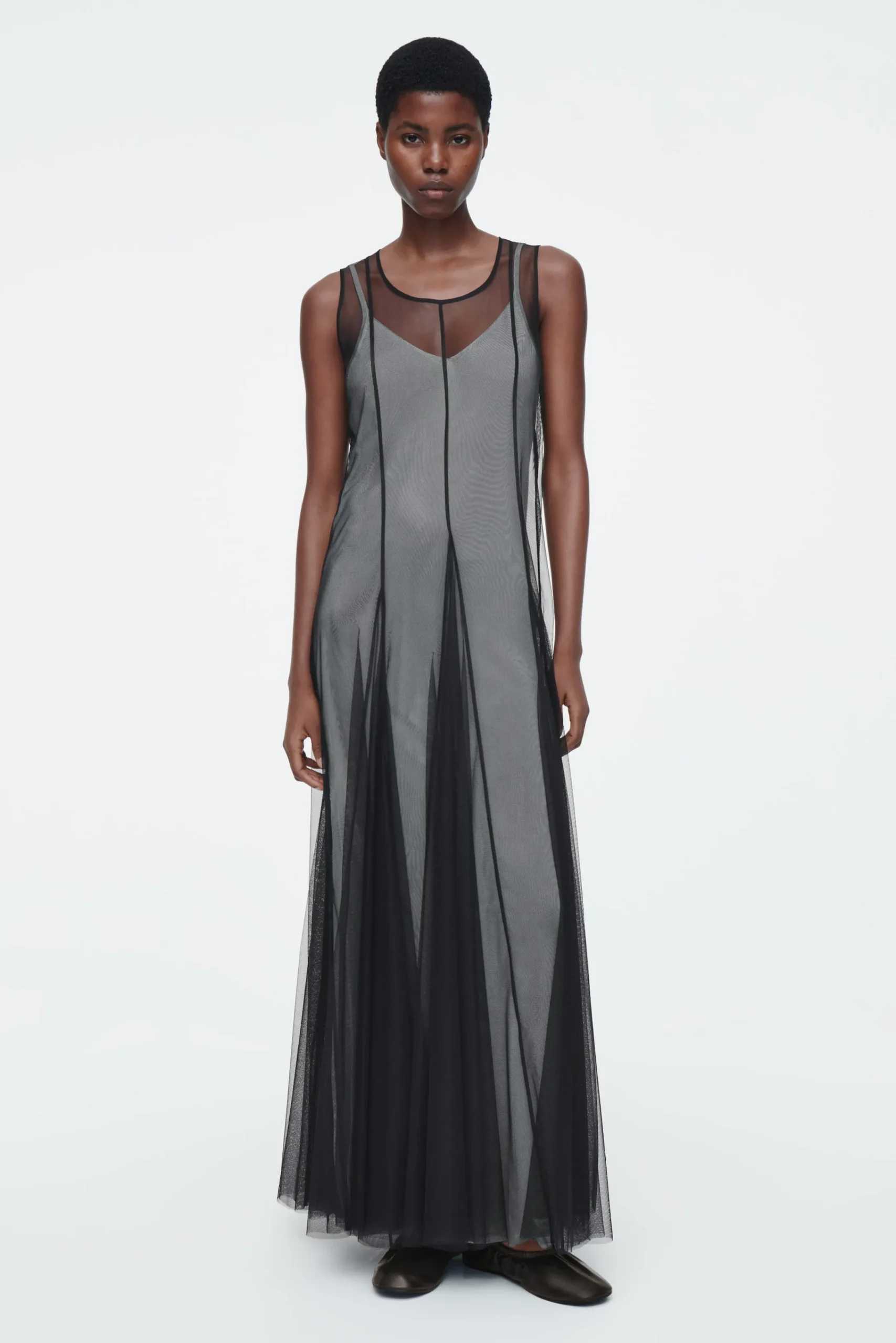 Damen COS Kleider*DAS MAXIKLEID AUS TÜLL