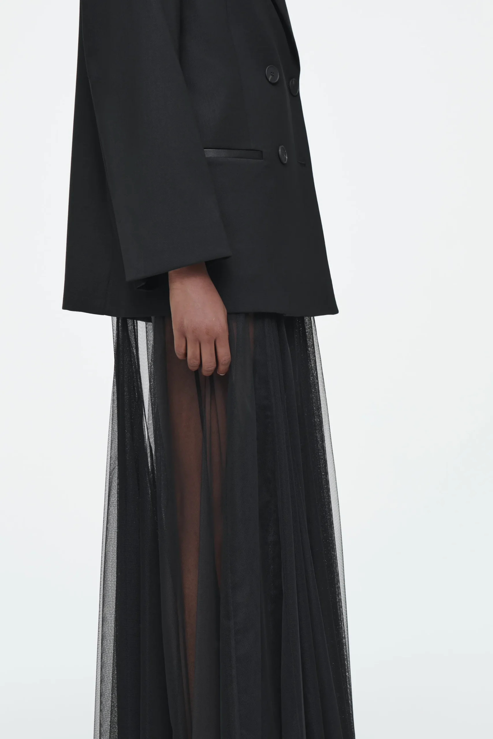 Damen COS Kleider*DAS MAXIKLEID AUS TÜLL