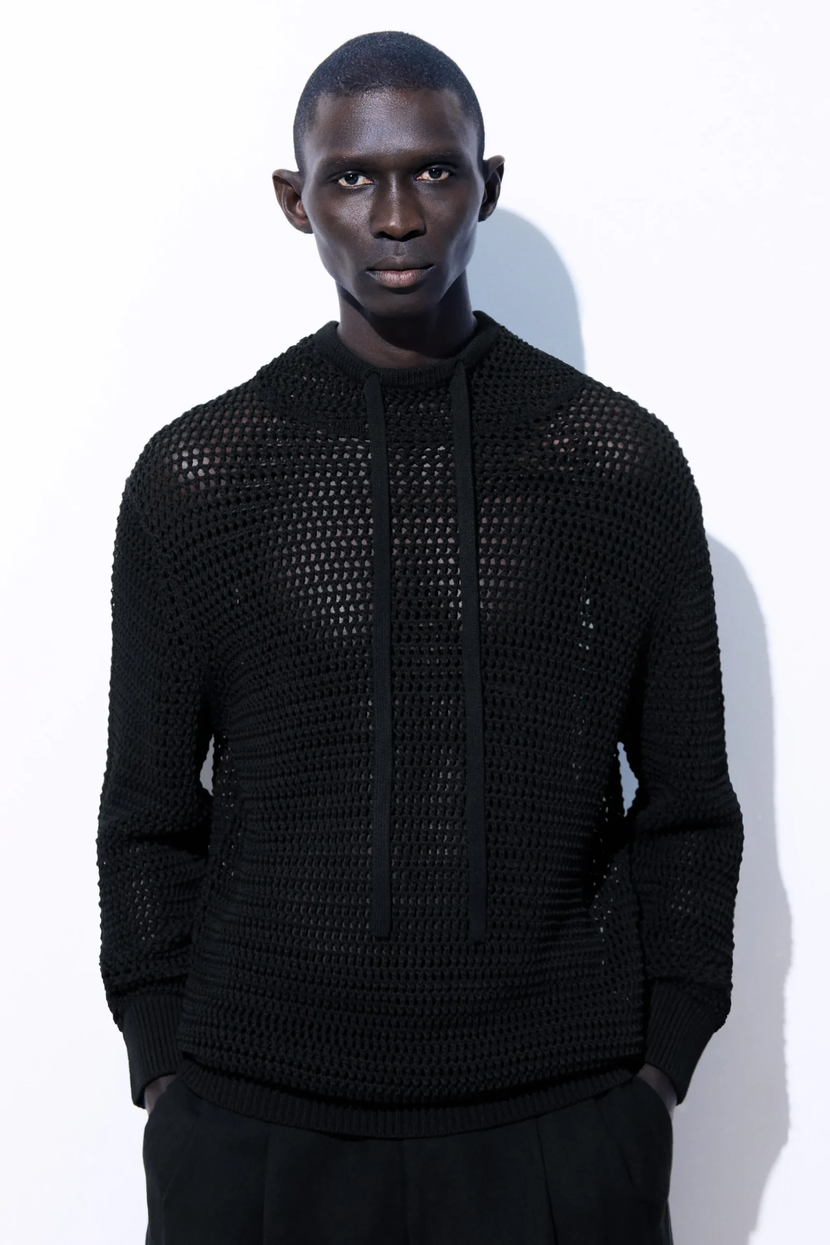 Herren COS Sweatshirts & Kapuzenpullover*DER KAPUZENPULLOVER IN NETZOPTIK