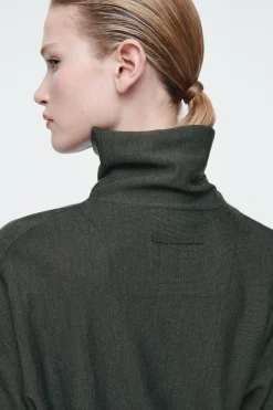 Damen COS Oberteile | Strickmode*DER MERINOWOLLPULLOVER MIT STEHKRAGEN
