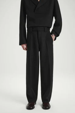 Herren COS Hosen*DIE HOSE MIT BARREL-BEIN
