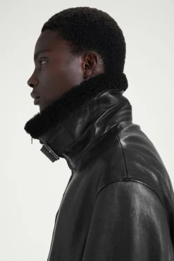 Herren COS Mäntel & Jacken*DIE LEDERJACKE MIT LAMMFELLBESATZ