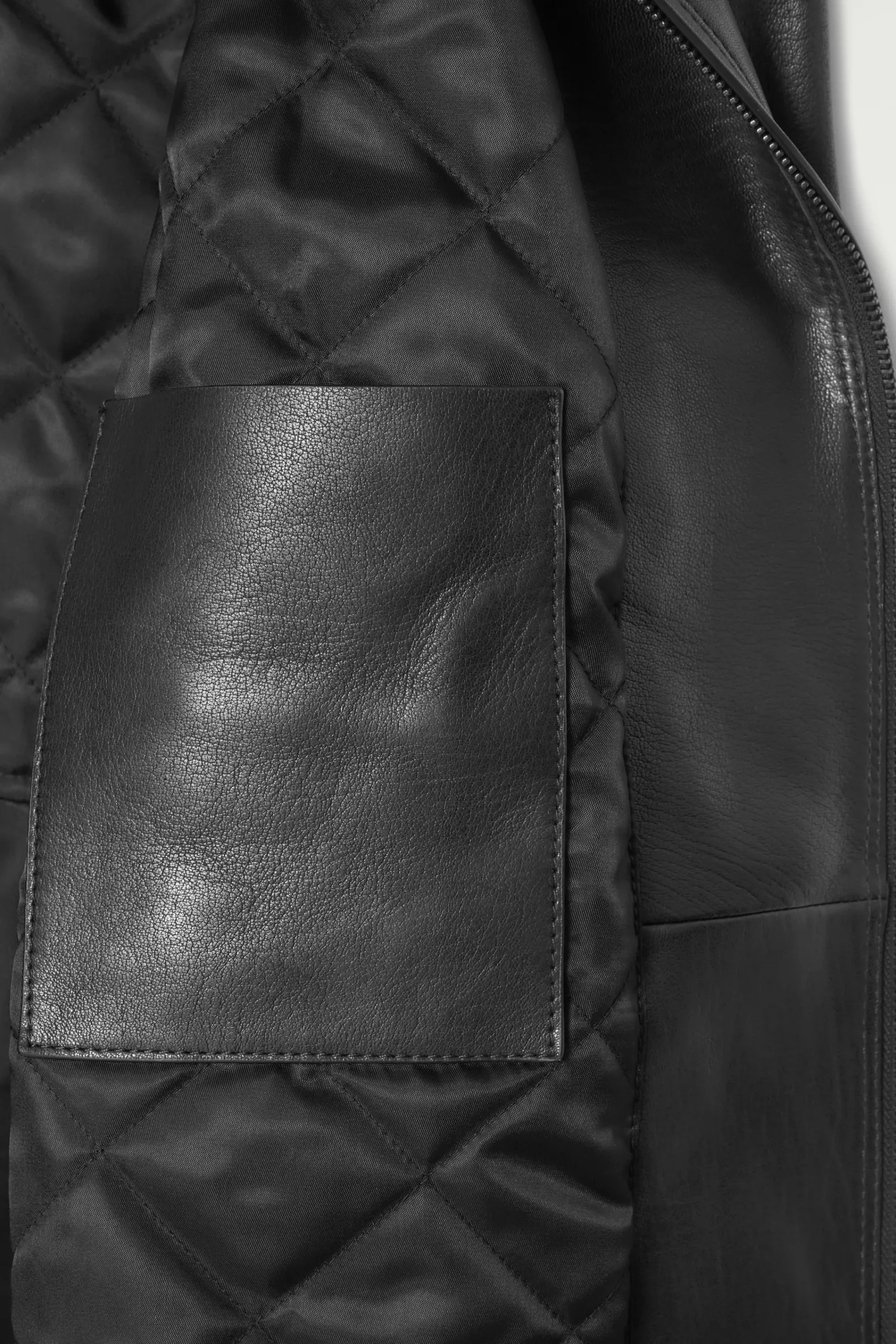 Herren COS Mäntel & Jacken*DIE LEDERJACKE MIT LAMMFELLBESATZ