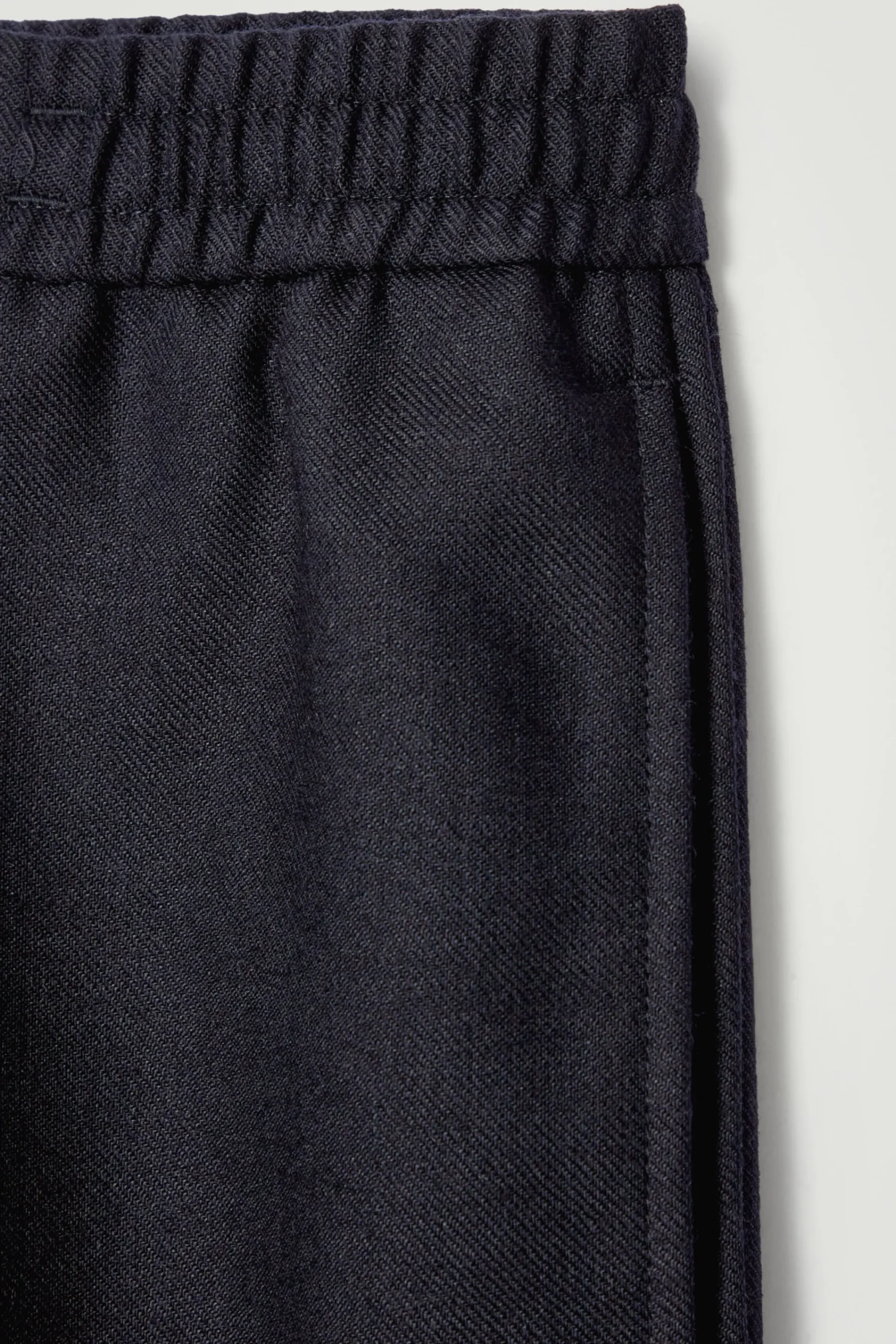 Herren COS Hosen*ELEGANTE TRAININGSHOSE AUS WOLLFLANELL
