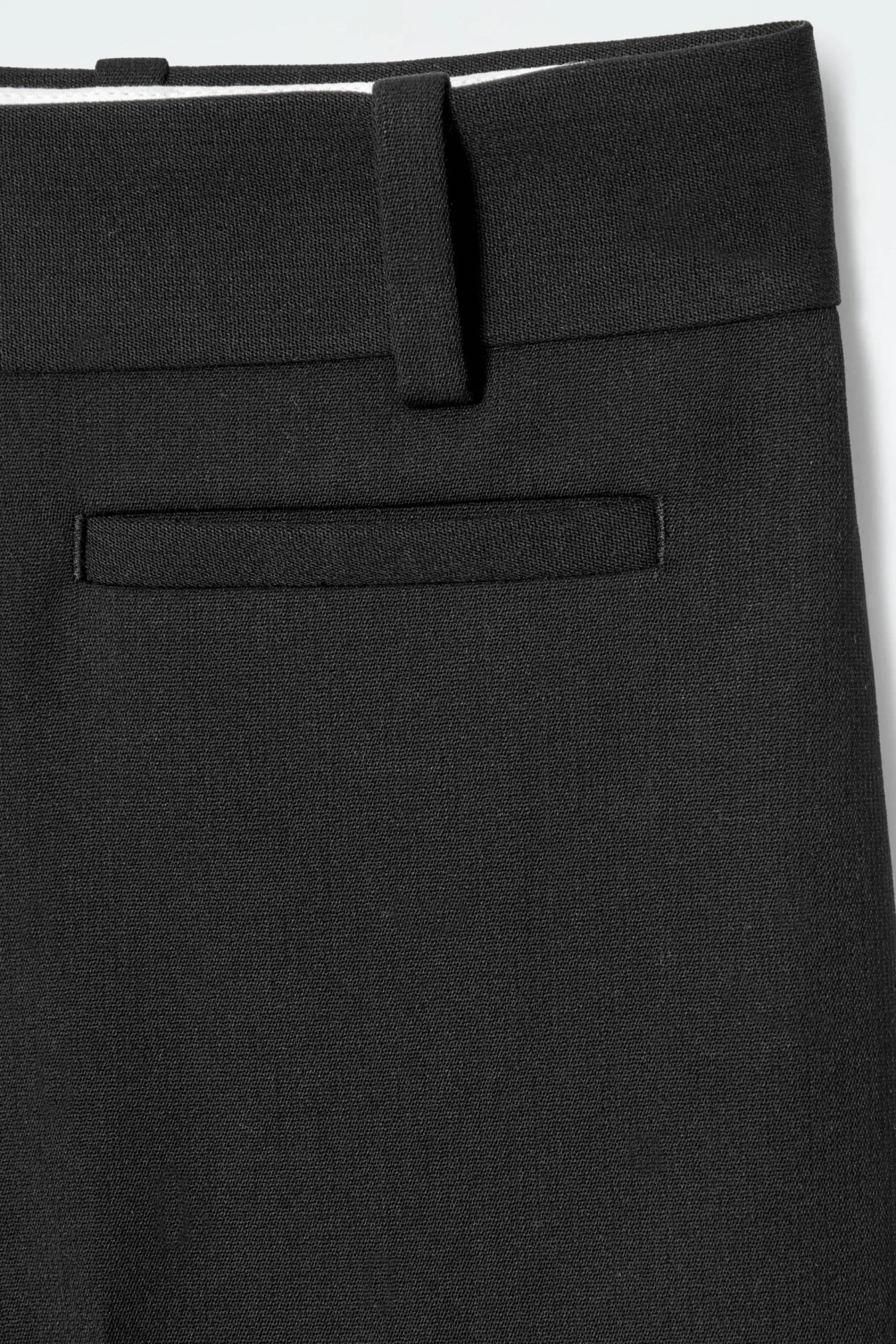 Damen COS Hosen*ELEGANTE WOLLHOSE MIT SCHMALEM BEIN