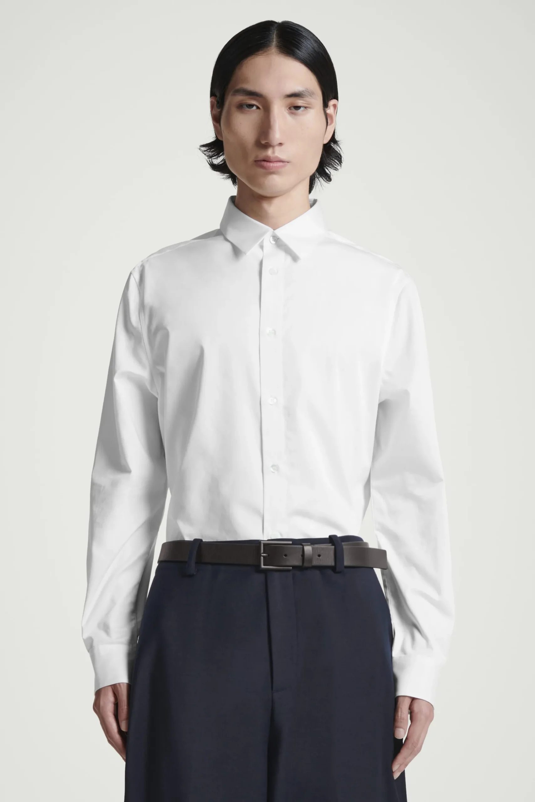 Herren COS Hemden*ELEGANTES BAUMWOLLHEMD MIT NORMALER PASSFORM