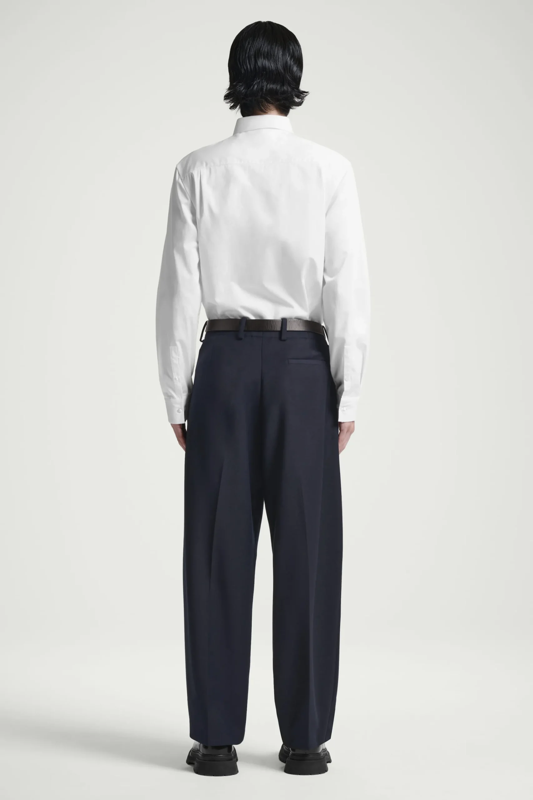 Herren COS Hemden*ELEGANTES BAUMWOLLHEMD MIT NORMALER PASSFORM