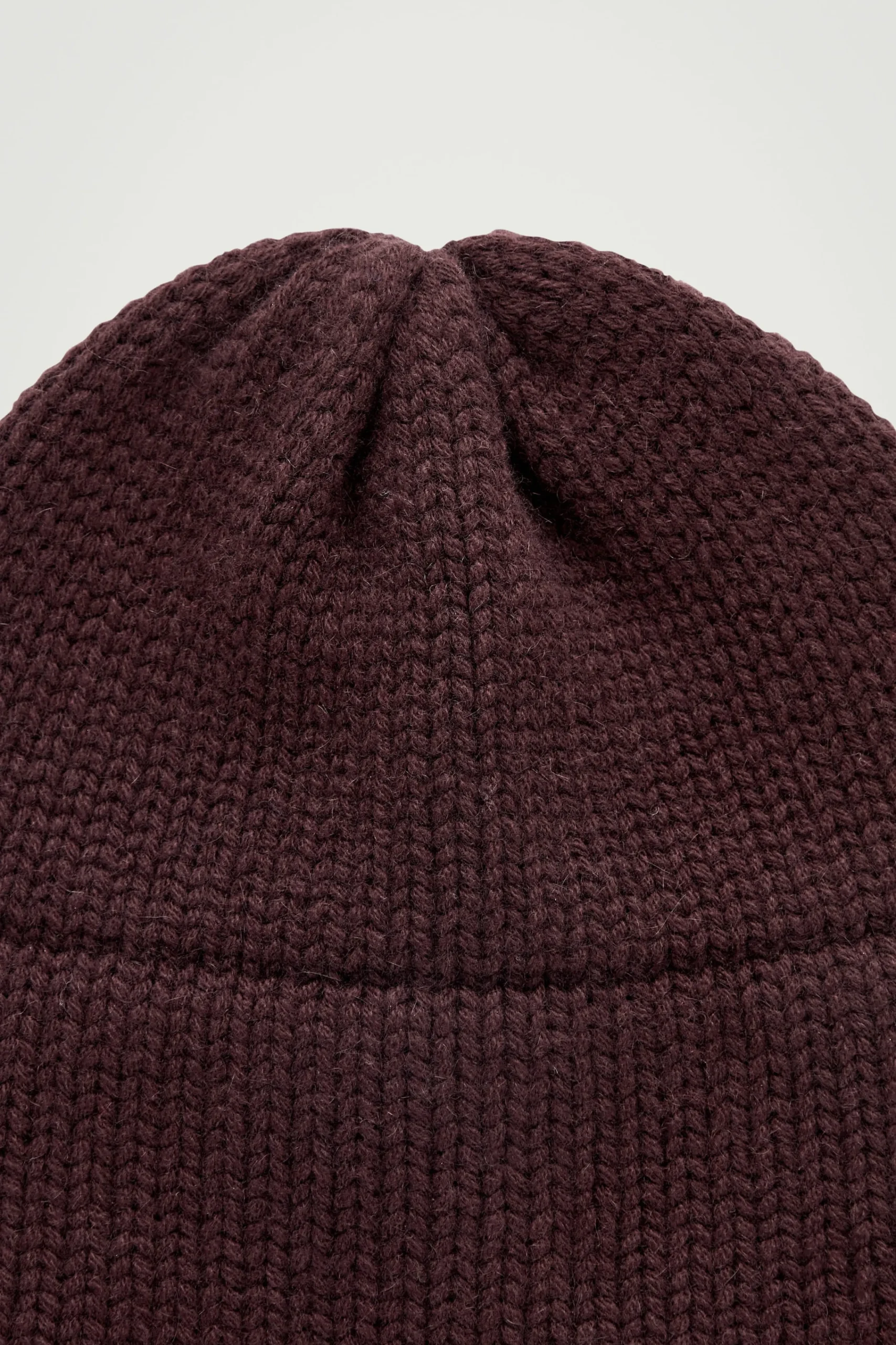 Herren COS Mützen, Schals & Handschuhe | Kaschmir*GERIPPTE BEANIE AUS KASCHMIR-MIX MIT KREMPE