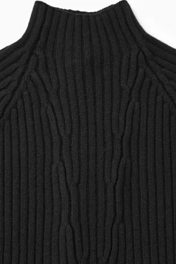 Damen COS Kaschmir | Strickmode*GERIPPTER ROLLKRAGENPULLOVER AUS KASCHMIR