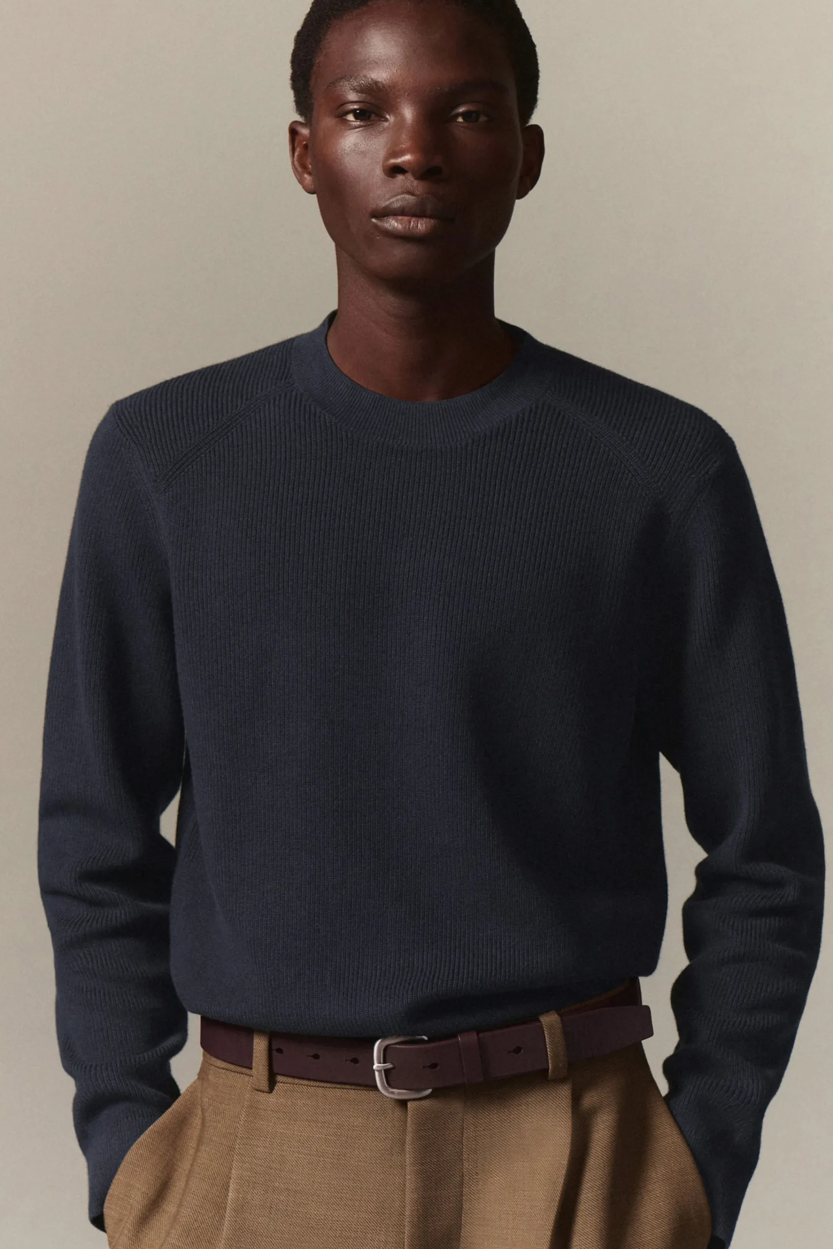 Herren COS Pullover | Strickmode*GERIPPTER STRICKPULLOVER AUS BAUMWOLLE