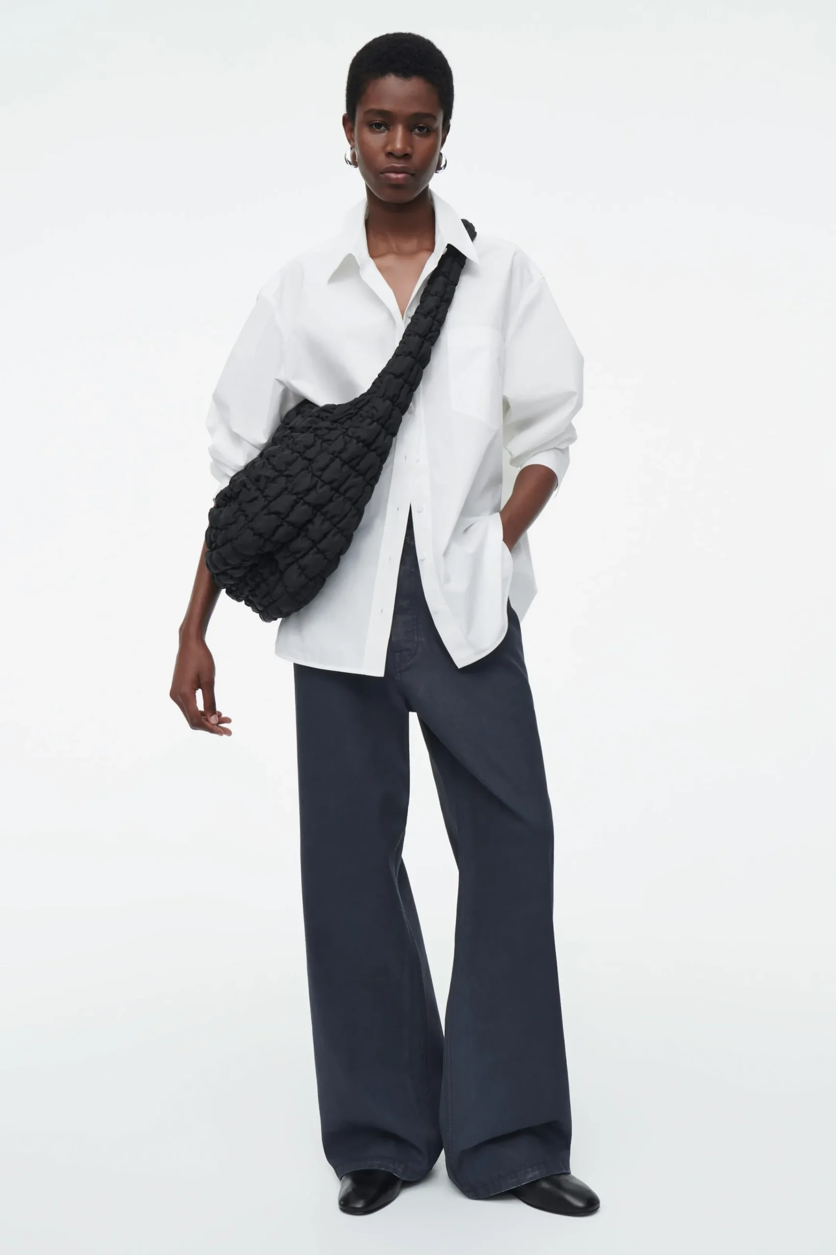 Damen COS Die Gesteppte Tasche | Taschen*GROSSE GESTEPPTE UMHÄNGETASCHE