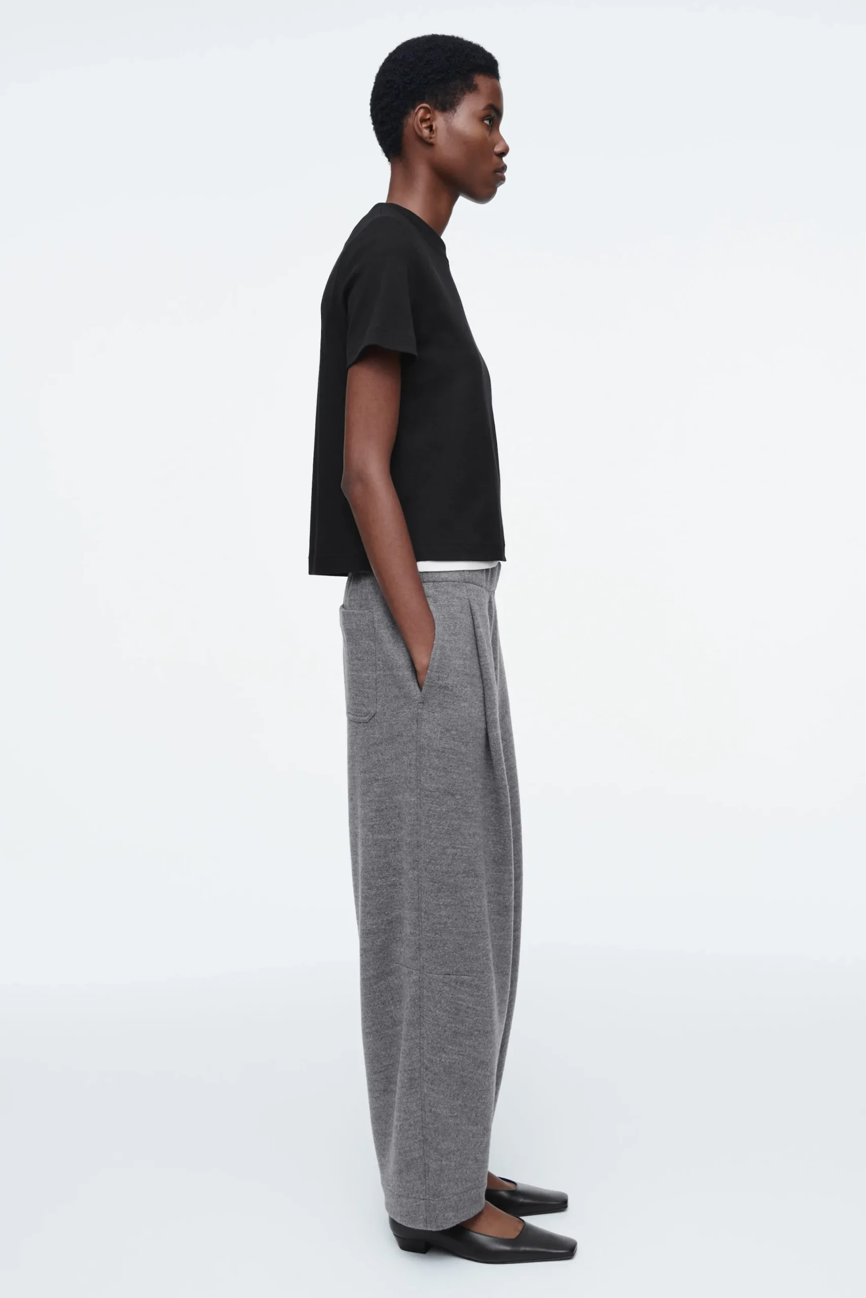 Damen COS Hosen*HOSE AUS KOCHWOLLE MIT BARREL-BEIN