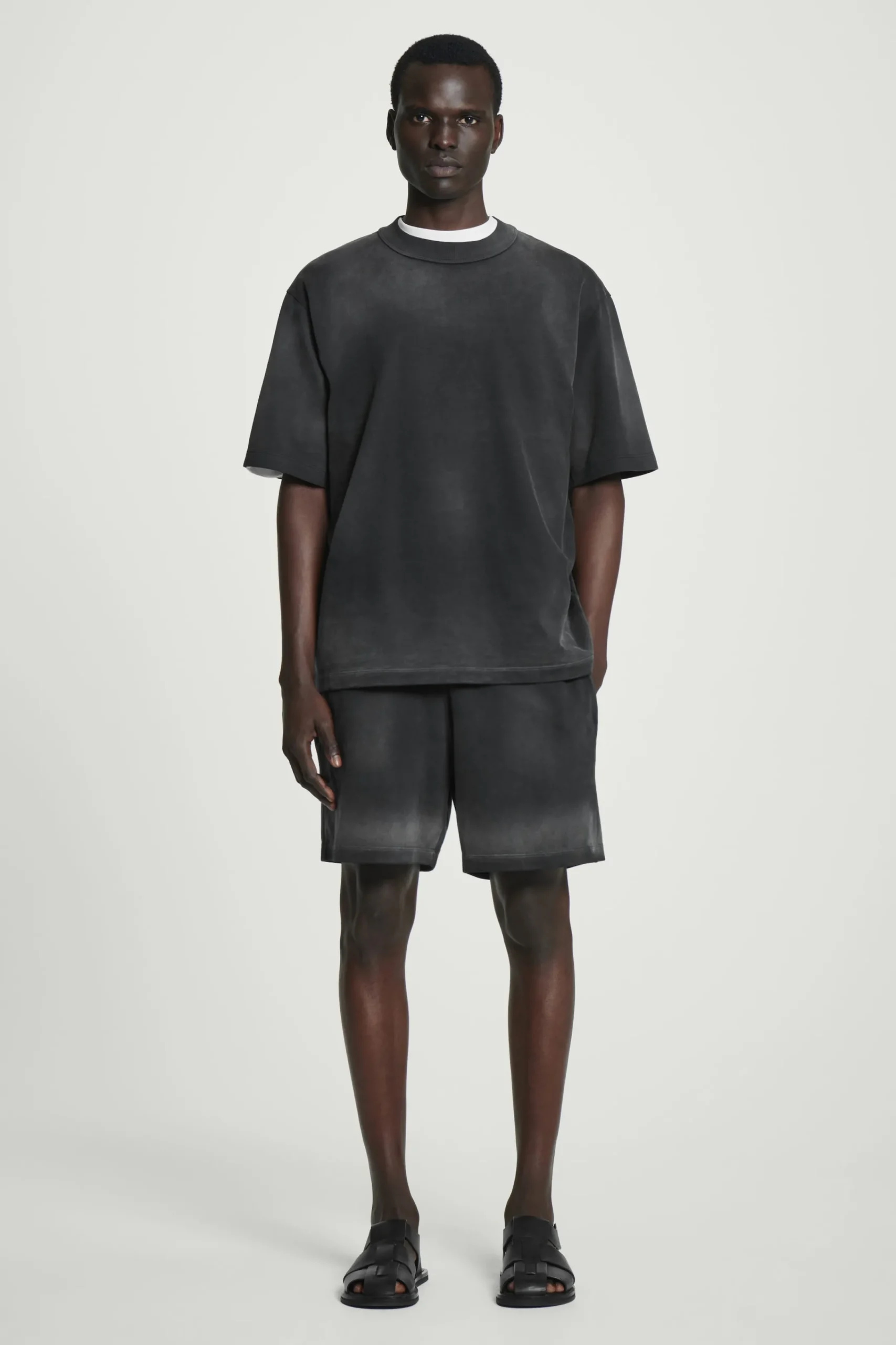Herren COS Hosen*JERSEY-SHORTS MIT KORDELZUGBUND