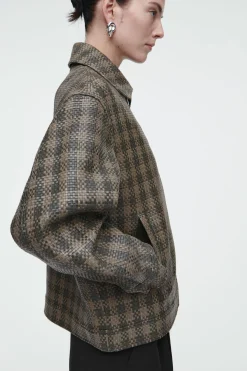 Damen COS Mäntel & Jacken*KARIERTE JACKE AUS GEFLOCHTENEM LEDER