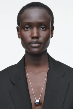 Damen COS Schmuck*KETTE MIT KUGELFÖRMIGEM ANHÄNGER