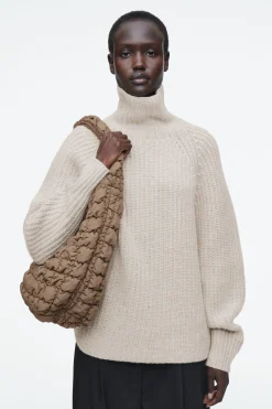 Damen COS Taschen*KLEINE GESTEPPTE TOTE BAG