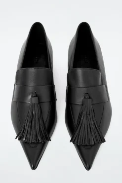 Damen COS Accessoires Aus Leder | Schuhe*LOAFERS AUS LEDER MIT KITTEN-HEEL UND FRANSEN