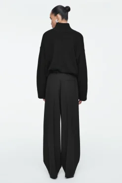 Damen COS Hosen*LOCKERE HOSE AUS TWILL MIT WEITEM BEIN