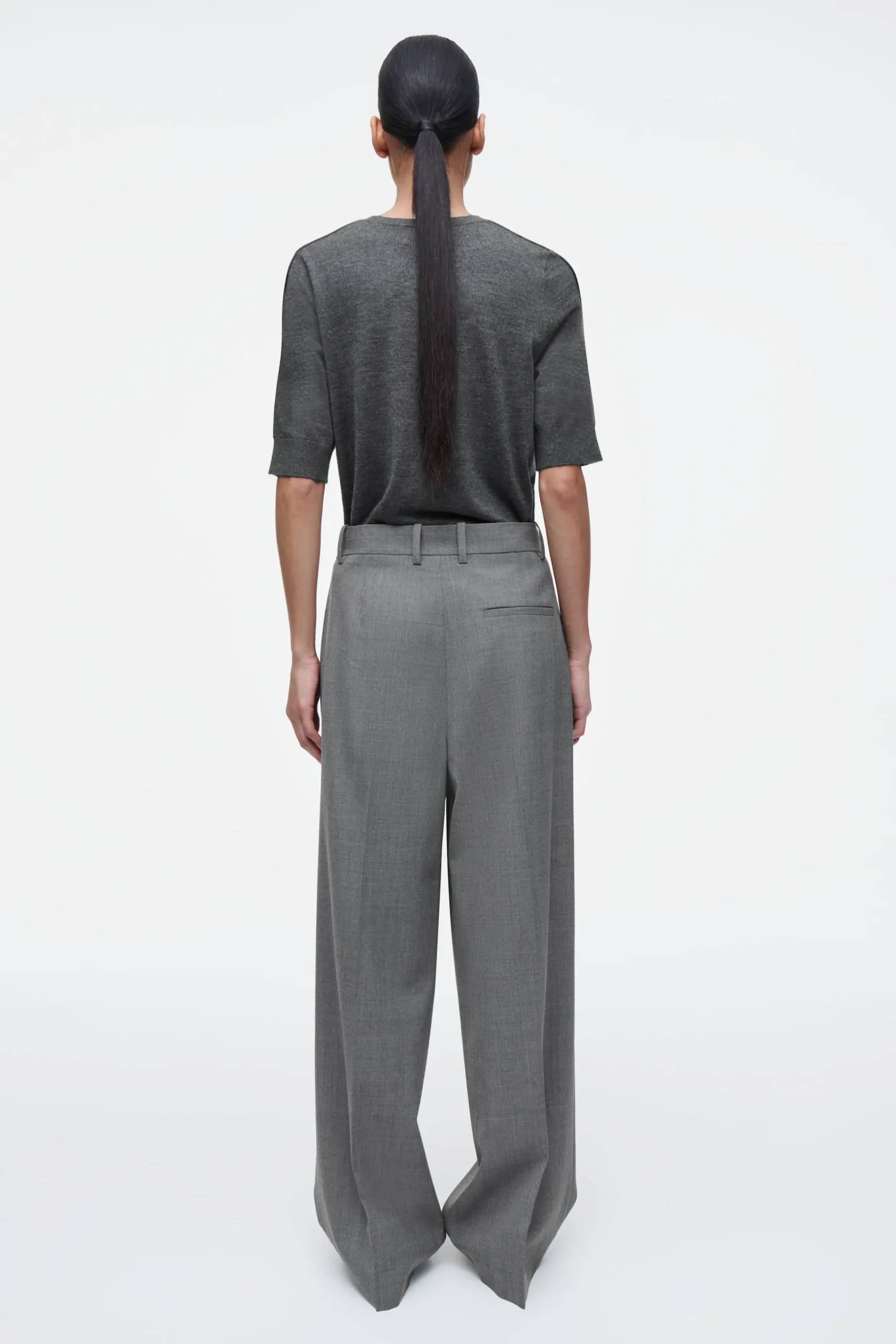 Damen COS Hosen*LOCKERE HOSE AUS TWILL MIT WEITEM BEIN