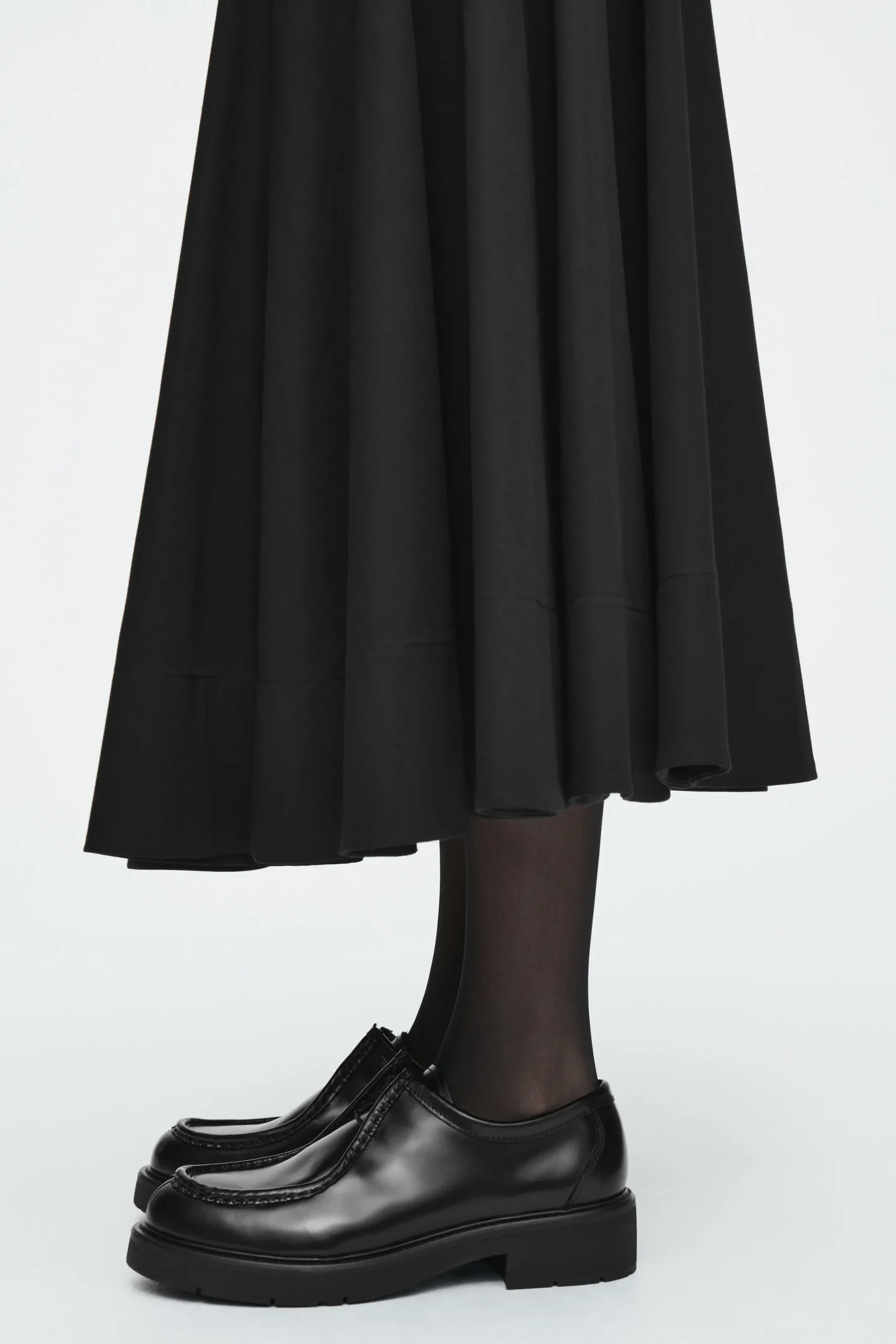 Damen COS Accessoires Aus Leder | Schuhe*MARKANTE SCHNÜRSCHUHE AUS LEDER