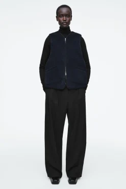 Damen COS Hybridmodelle | Mützen, Schals & Handschuhe*OVERSIZED-WESTE AUS KUNSTLAMMFELL