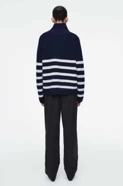 Damen COS Strickmode*PULLOVER AUS MERINOWOLLE MIT KRAGEN