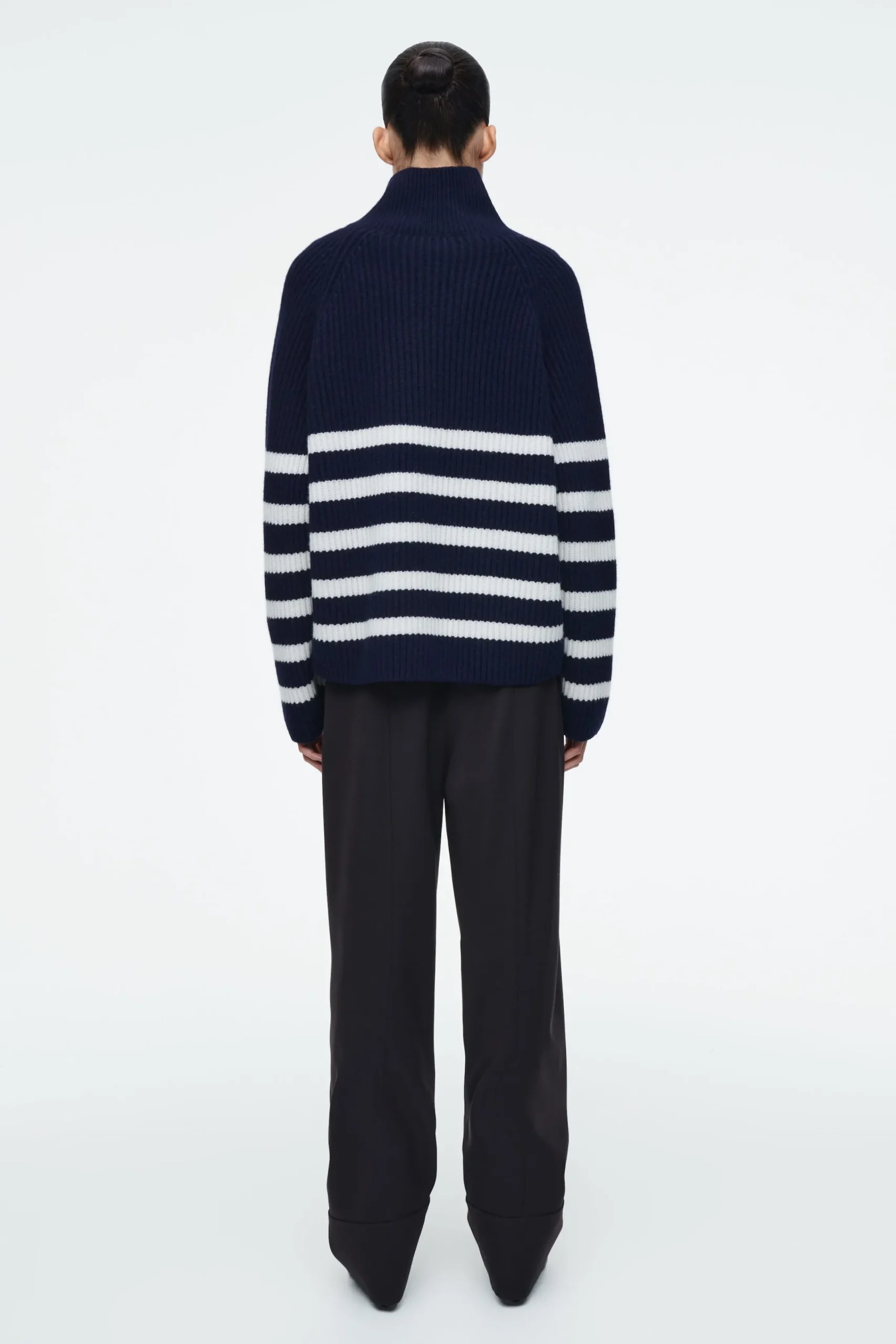 Damen COS Strickmode*PULLOVER AUS MERINOWOLLE MIT KRAGEN
