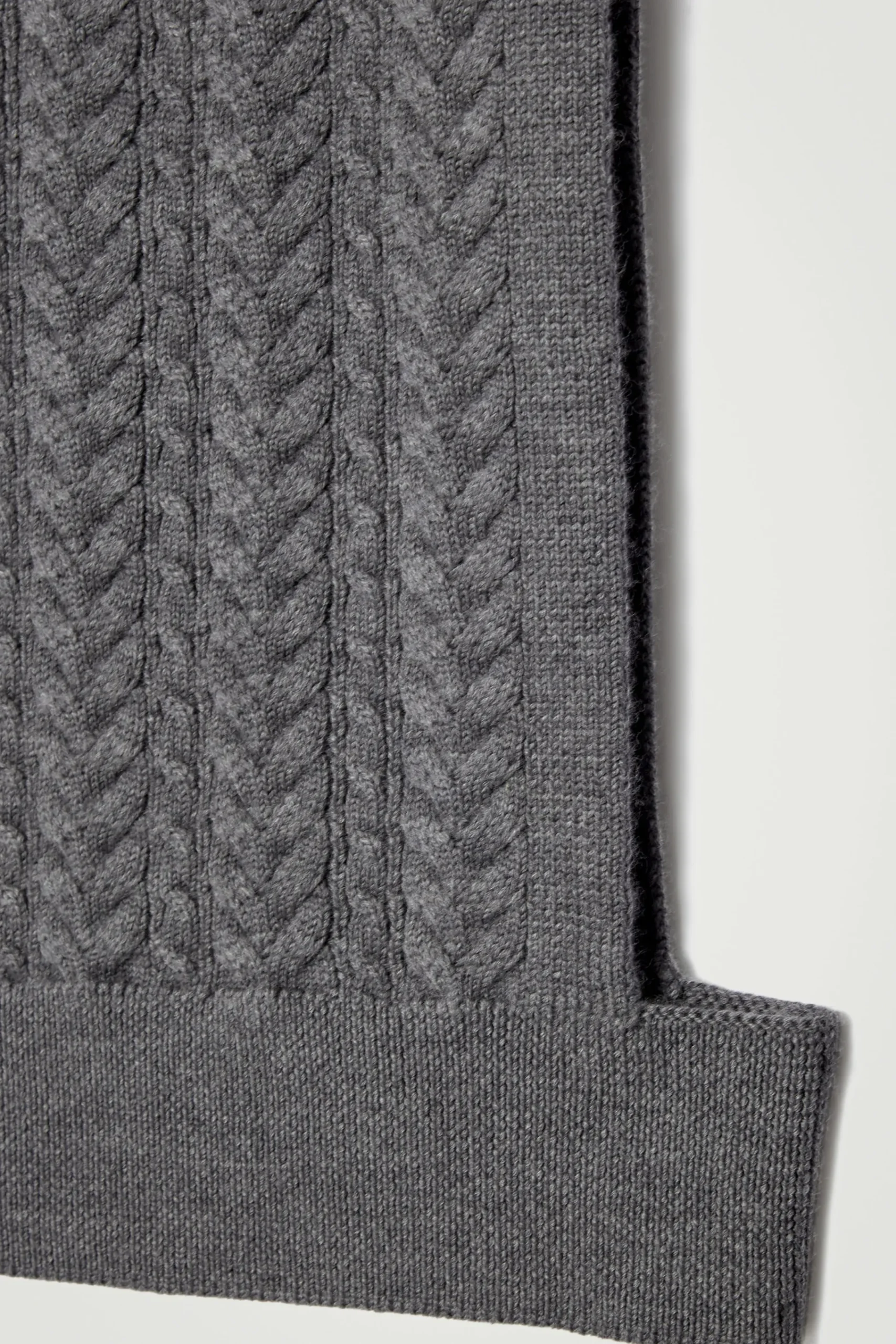 Herren COS Strickmode*PULLUNDER AUS WOLLE MIT ZOPFSTRICKMUSTER