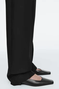 Damen COS Accessoires Aus Leder | Schuhe*PUMPS AUS LEDER MIT KARREEFÖRMIGER ZEHENPARTIE