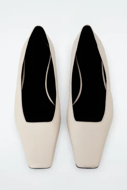 Damen COS Accessoires Aus Leder | Schuhe*PUMPS AUS LEDER MIT KARREEFÖRMIGER ZEHENPARTIE