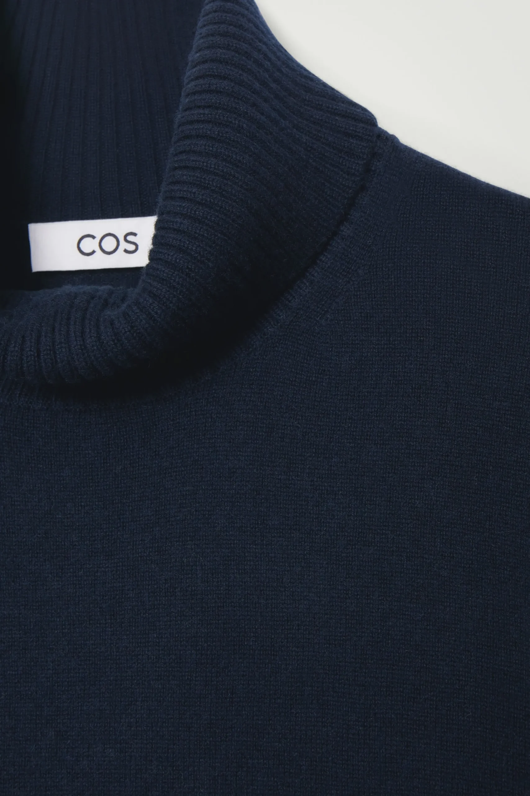 Herren COS Pullover | Kaschmir*ROLLKRAGENPULLOVER AUS WOLL-KASCHMIR-MIX