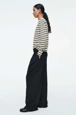 Damen COS T-Shirts | Oberteile*SCHLICHTES LANGARMSHIRT MIT NORMALER PASSFORM