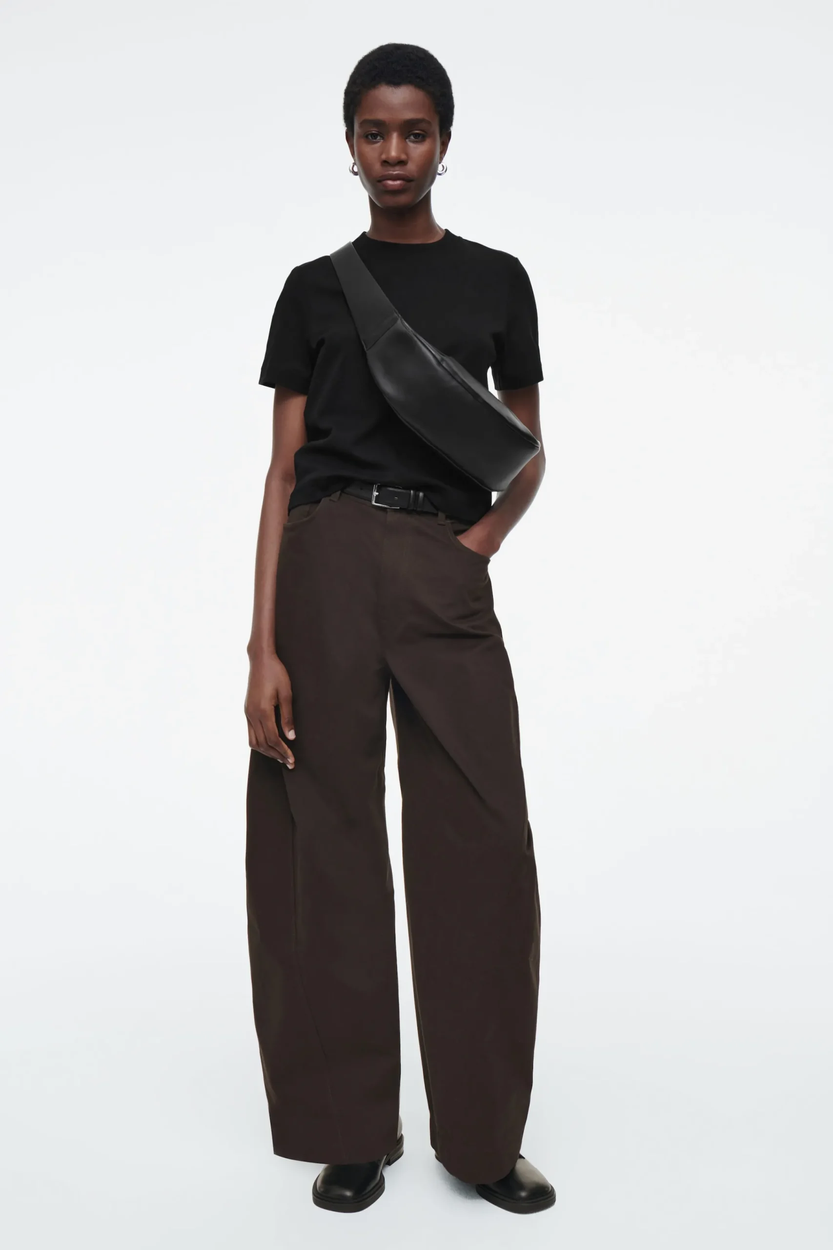 Damen COS Taschen*SWING UMHÄNGETASCHE - LEDER