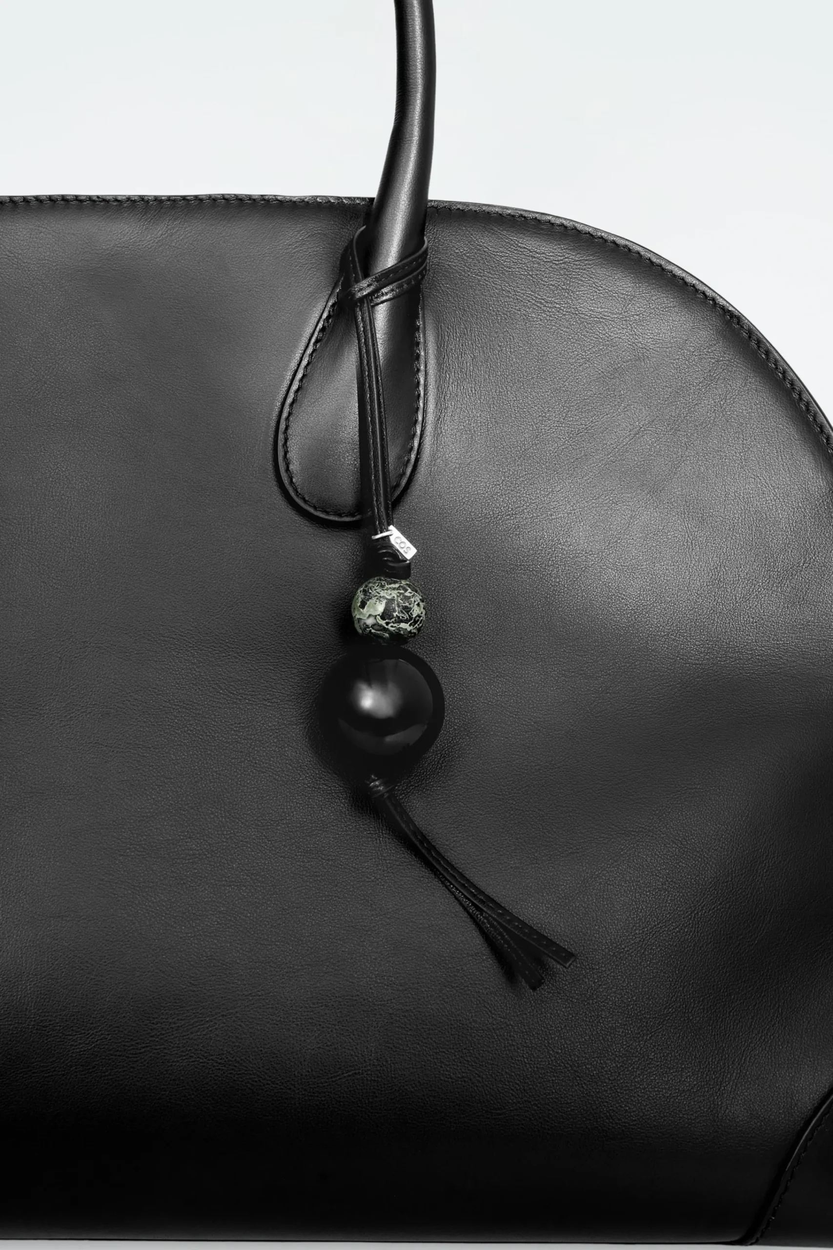 Damen COS Accessoires Aus Leder | Taschen*TASCHENANHÄNGER AUS LEDER MIT PERLEN