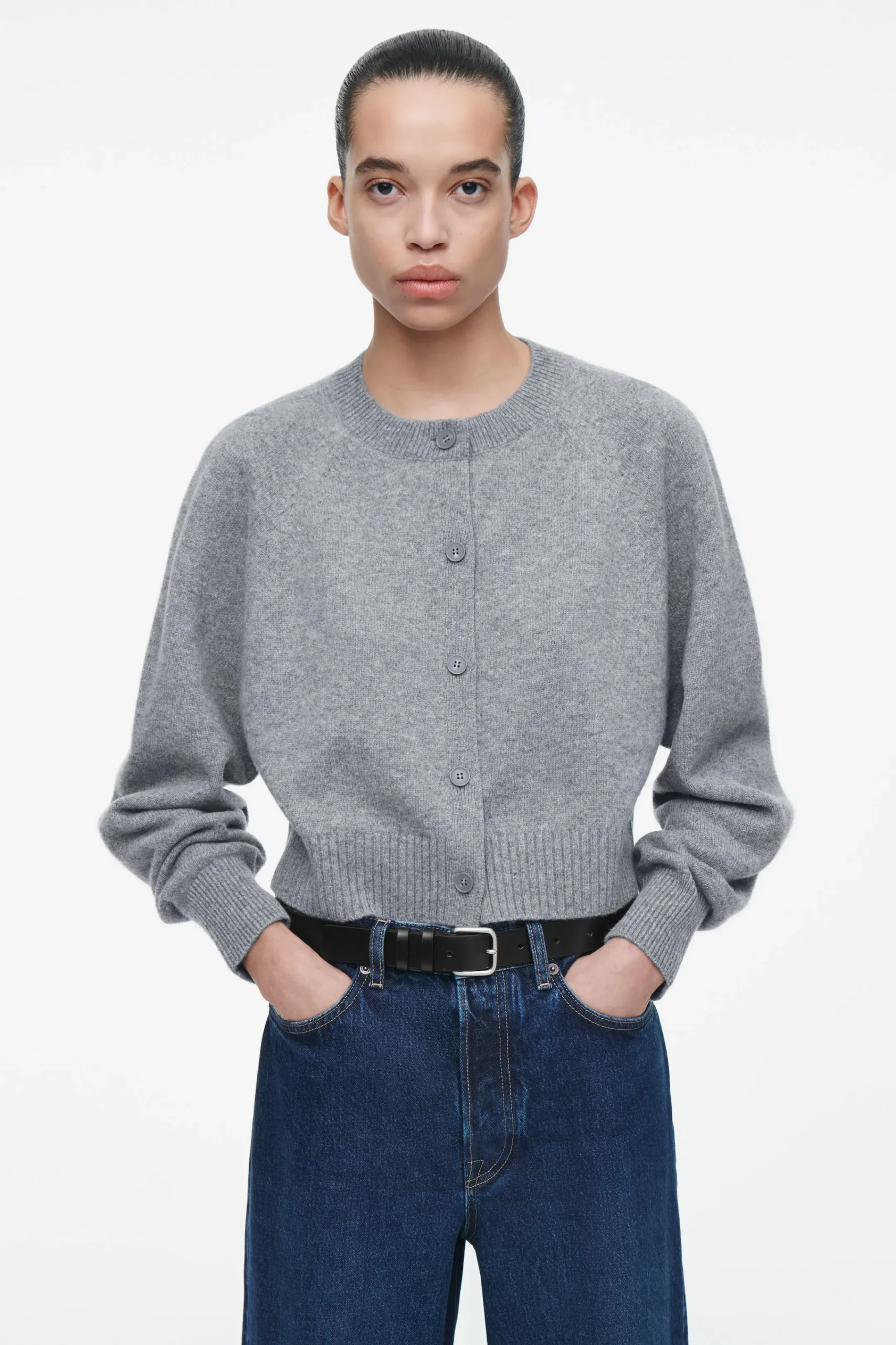 Damen COS Strickmode*VERKÜRZTE STRICKJACKE AUS WOLLE