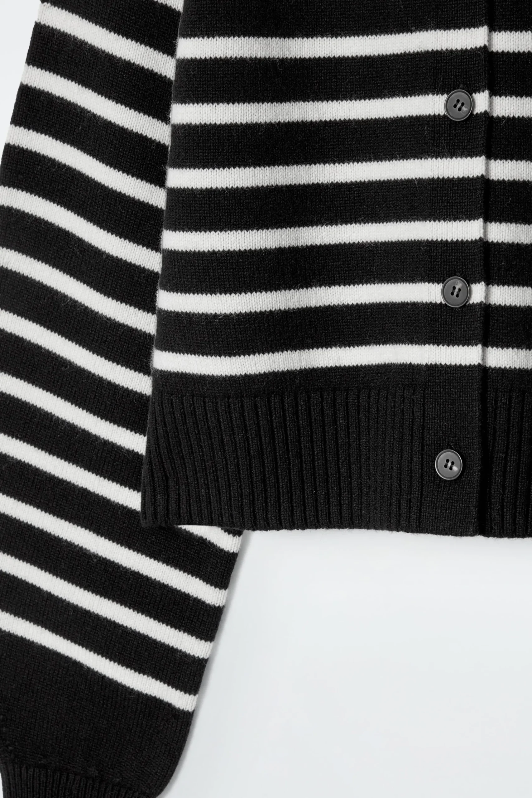 Damen COS Strickmode*VERKÜRZTE STRICKJACKE AUS WOLLE