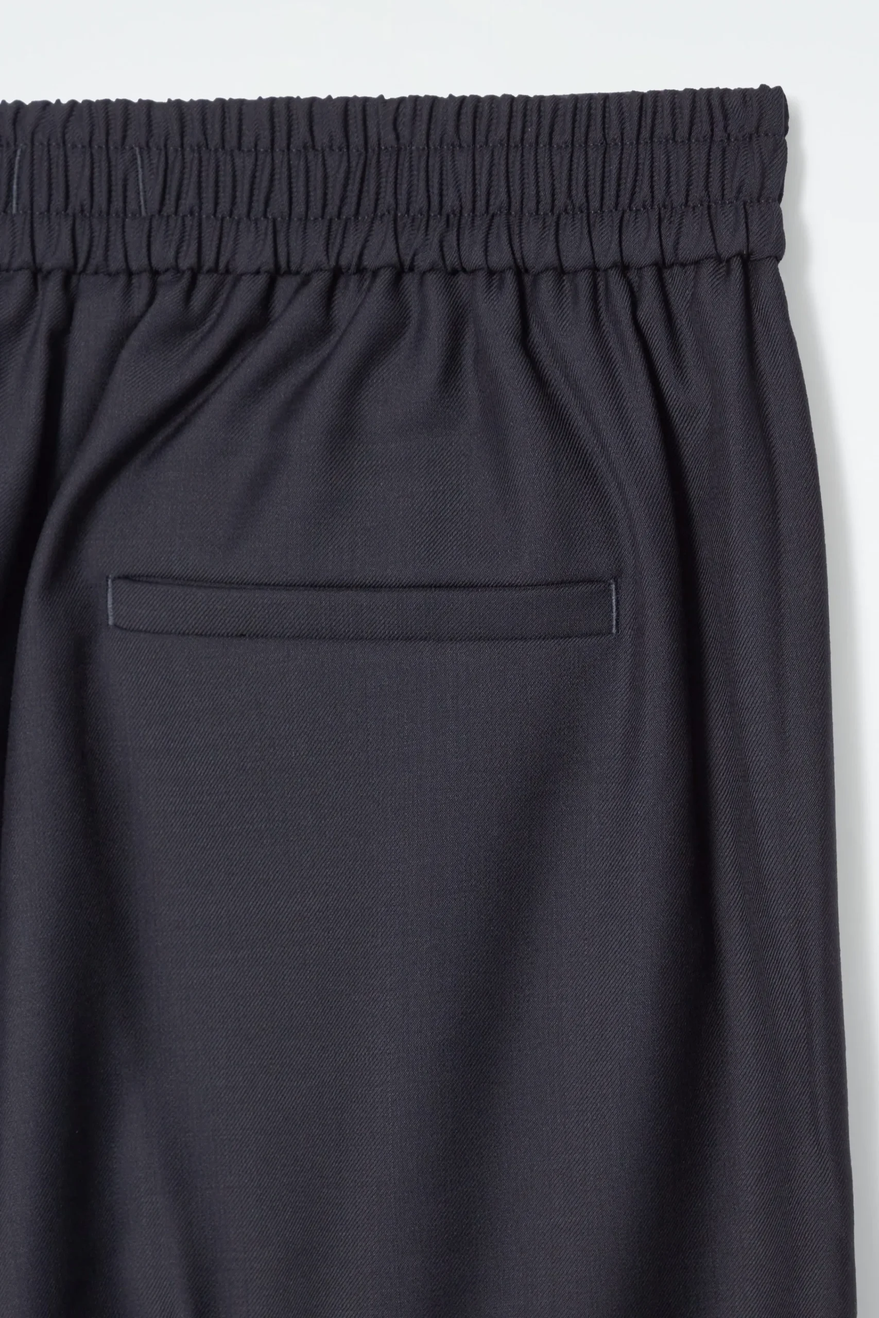 Damen COS Hosen*WOLLHOSE MIT GERADEM BEIN UND ELASTISCHEM BUND